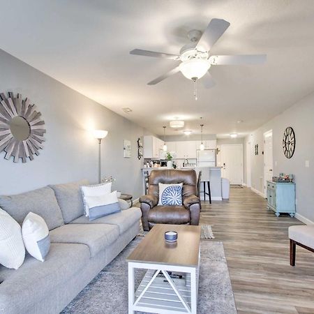 Sleek Lake Ozark Gem With Views And Pool Access! Exterior photo