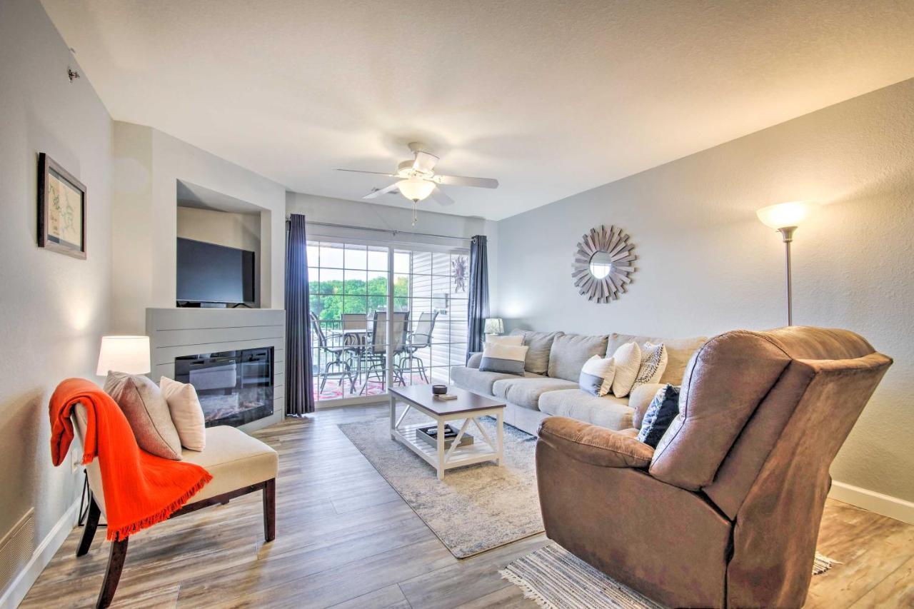 Sleek Lake Ozark Gem With Views And Pool Access! Exterior photo
